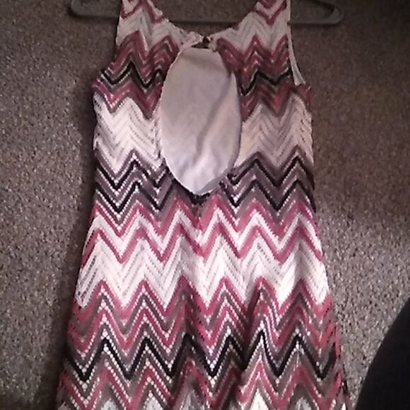 🤠Super cute Summer Dress SZ M from Cals - Picture 4 of 6
